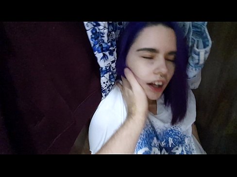 ❤️ Намерих сестра си в гардероба и й помогнах да свърши Порн видео в bg.milfnut-net.ru ️